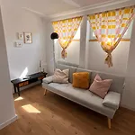 Bc14 Cosy Sunlit